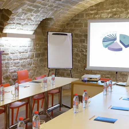 ホテル Zelie Champs-elysees パリ