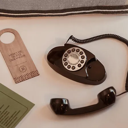 ホテル Zelie Champs-elysees パリ