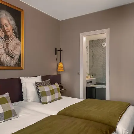 Hotel Tilsitt Etoile 3*