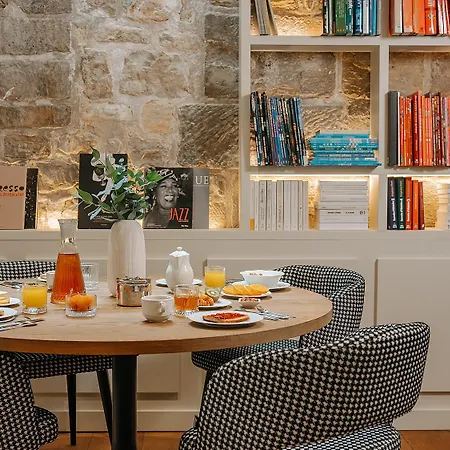 Tilsitt Etoile 3* Paris