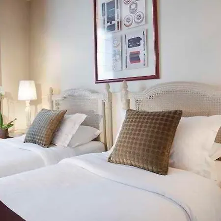 Zelie Hotell 3*