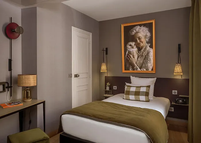 Zelie Champs-elysees 호텔 3*