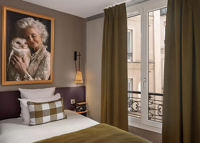 호텔 Zelie Champs-elysees 3*