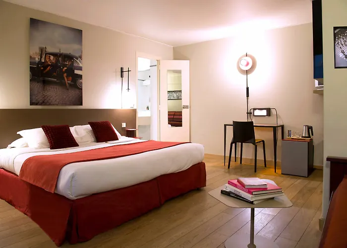 Zelie Champs-elysees باريس