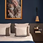 Zelie Champs-elysees Hotel