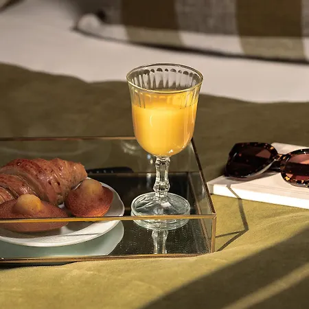 Zelie Champs-elysees 3*