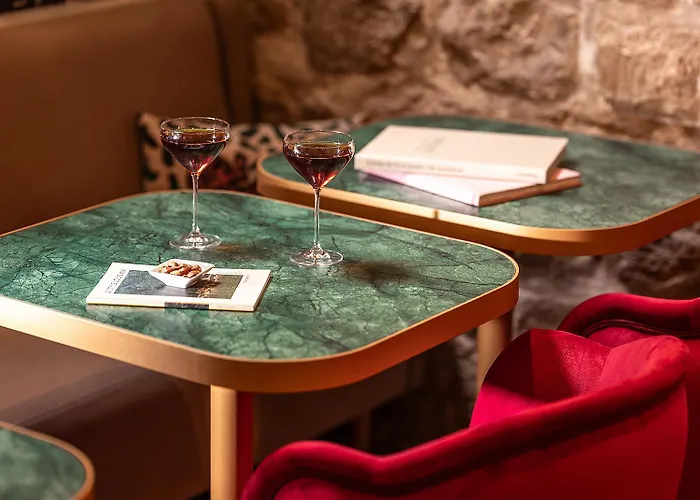 Hotel Zelie Champs-elysees