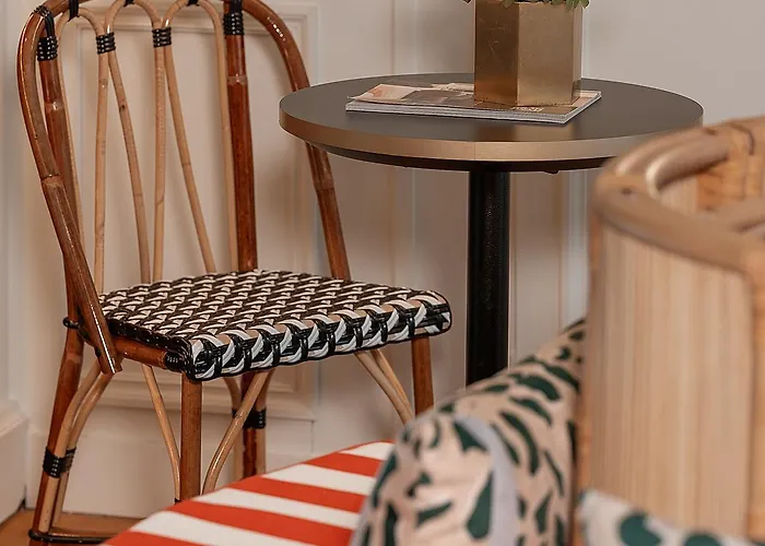 Zelie Champs-elysees Hotel Paryż