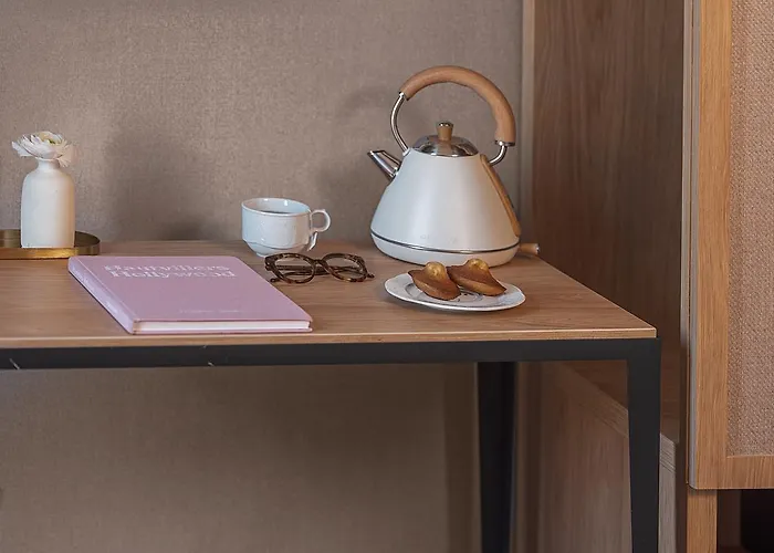 Zelie Champs-elysees Paryż