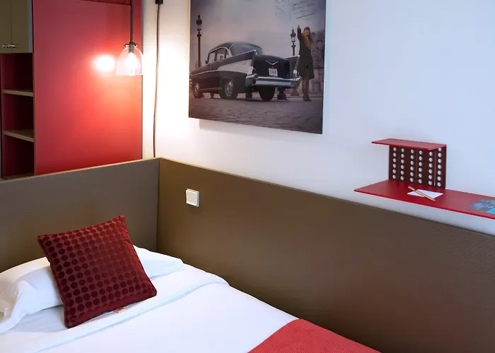 Zelie Champs-elysees Hotel Paryż