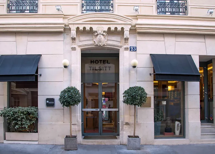 Zelie Champs-elysees Hotel Paryż