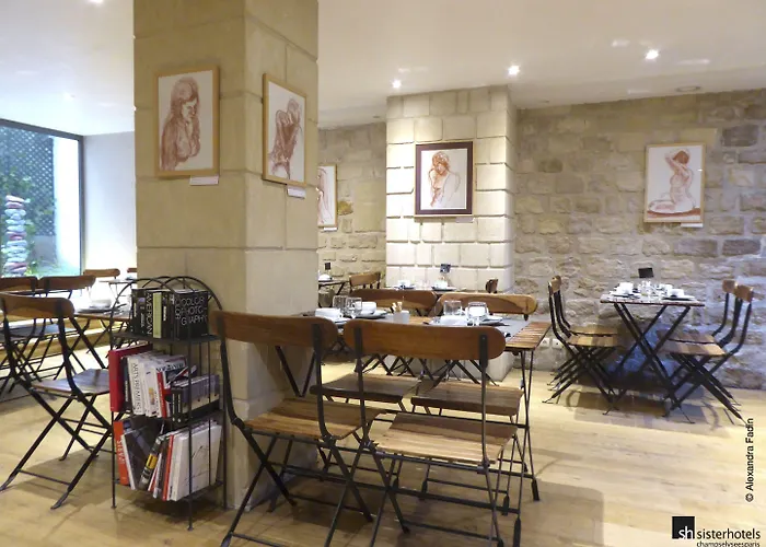 Zelie Champs-elysees Hotel